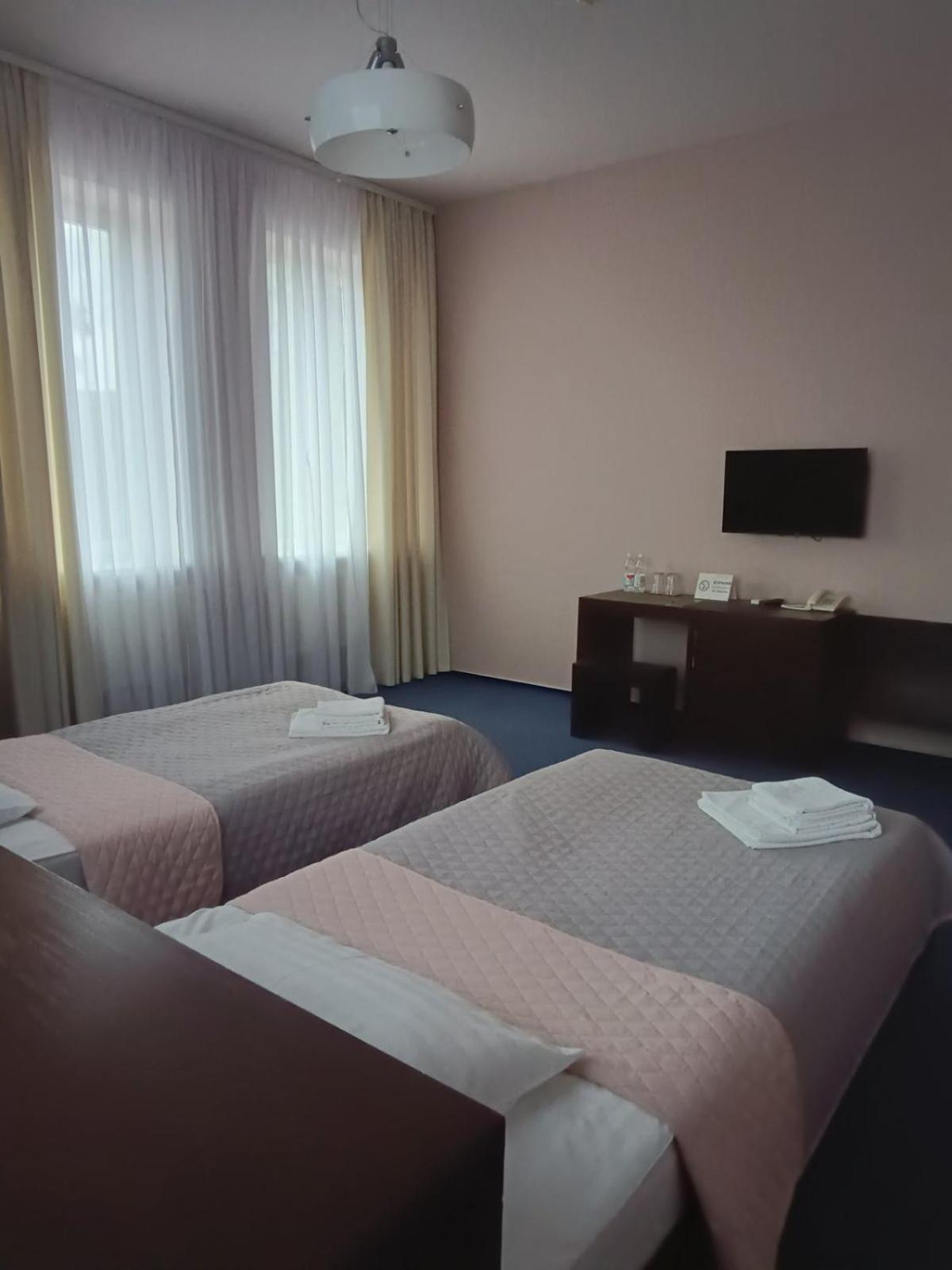 Gosudar Hotel Kropyvnytskyi Exterior photo
