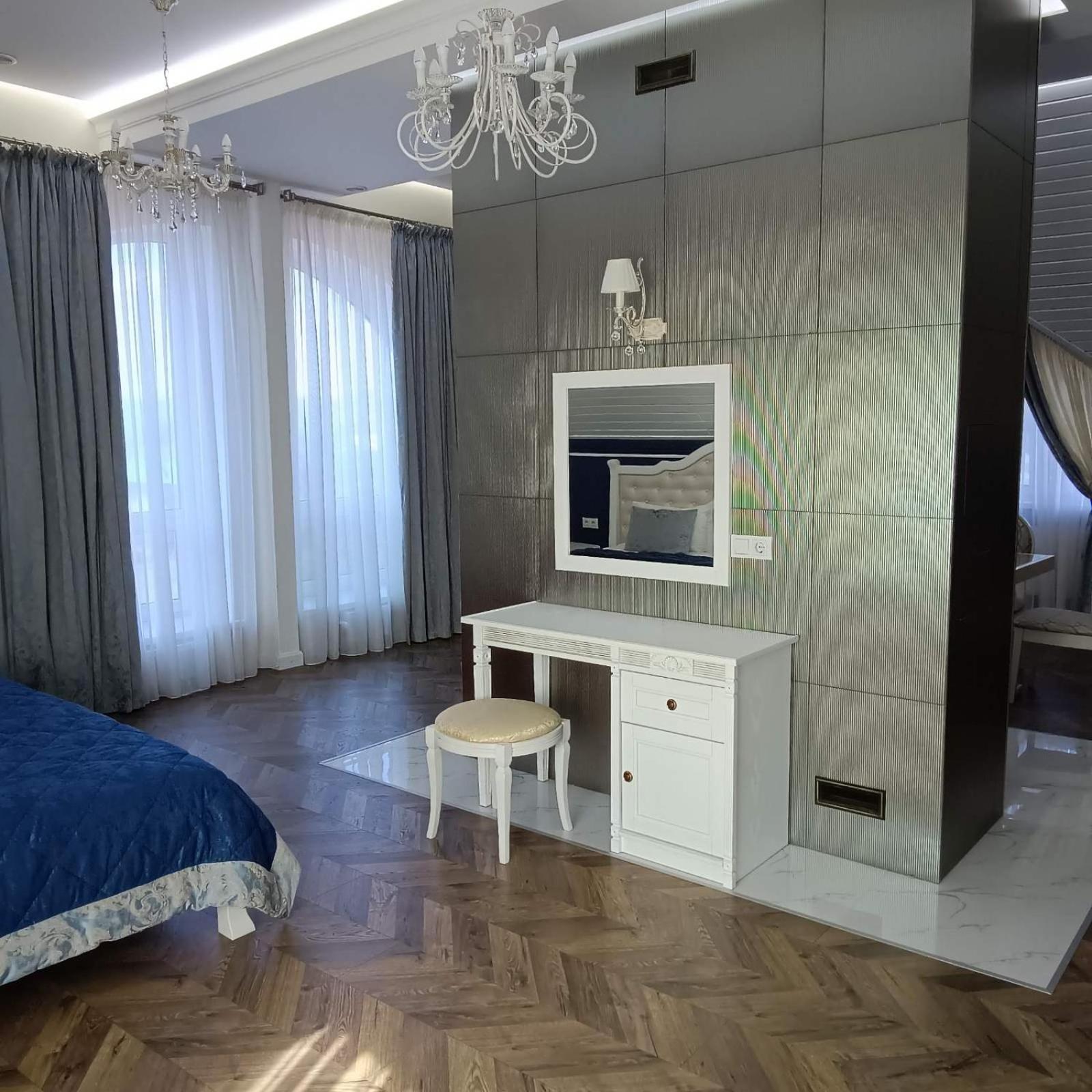 Gosudar Hotel Kropyvnytskyi Exterior photo